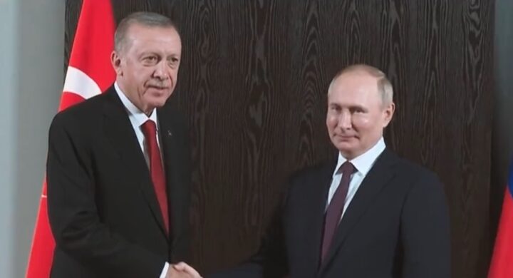 La battaglia del grano di Mosca contro Kyiv. Mentre Istanbul prova a mediare