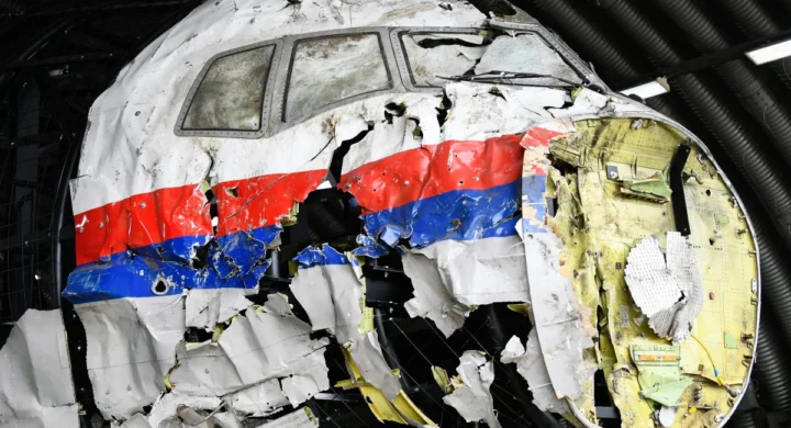 Un tribunale olandese abbatte le scuse dei russi. Tre condanne per il volo MH17