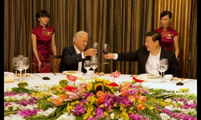 Quando Biden e Xi giocavano a basket, cenavano per ore e si scambiavano confidenze