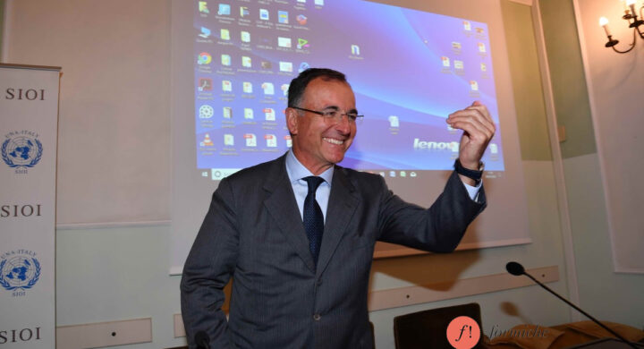 Il saluto unanime del mondo politico a Franco Frattini