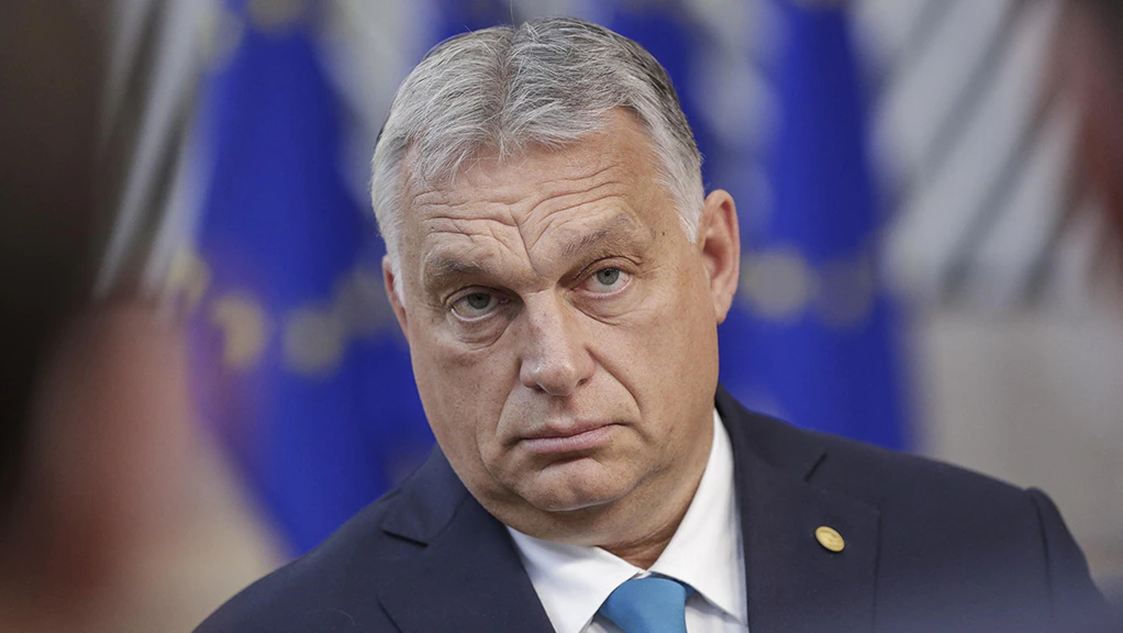 Orban tiene la linea dura. Niente aiuti europei all’Ucraina. E i fondi…
