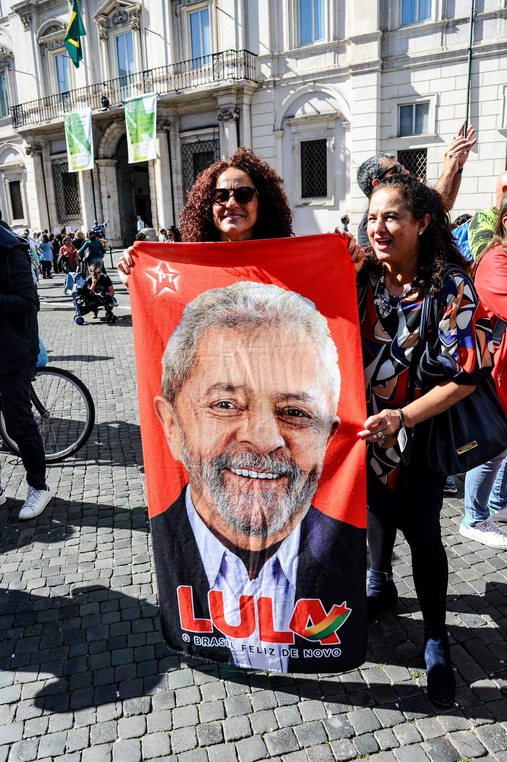 Brasil, velho Lula e esperança no futuro.  análise de Fiorentino