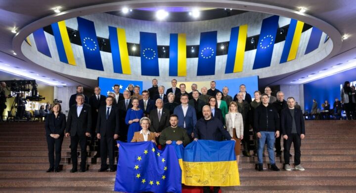 Dal Consiglio Ue oltre mezzo miliardo per l’Ucraina. Il settimo pacchetto aiuti