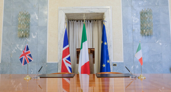Tre ministri britannici sbarcano in Italia. Asse Roma-Londra più forte