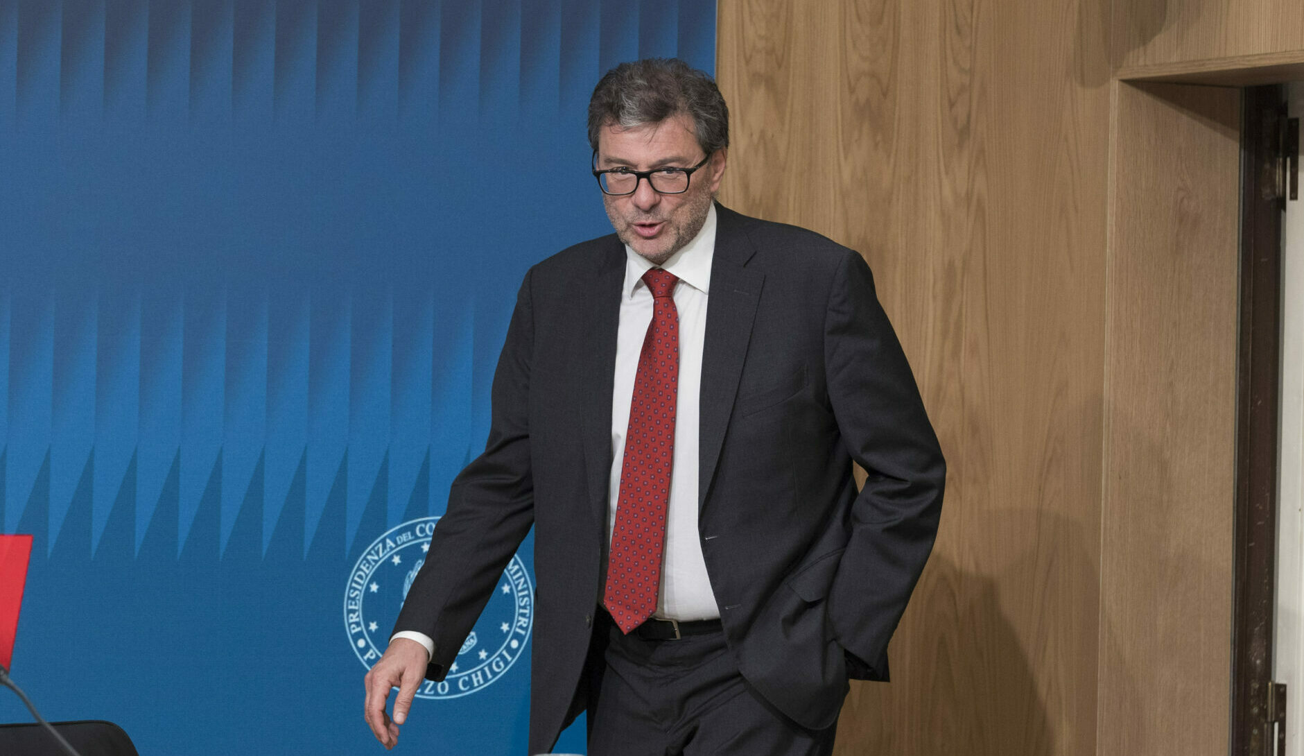 L’insostenibile pesantezza del debito pubblico italiano L’insostenibile pesantezza del debito pubblico italiano