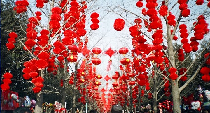 Perché sono così pochi i cinesi che festeggiano il capodanno in Giappone