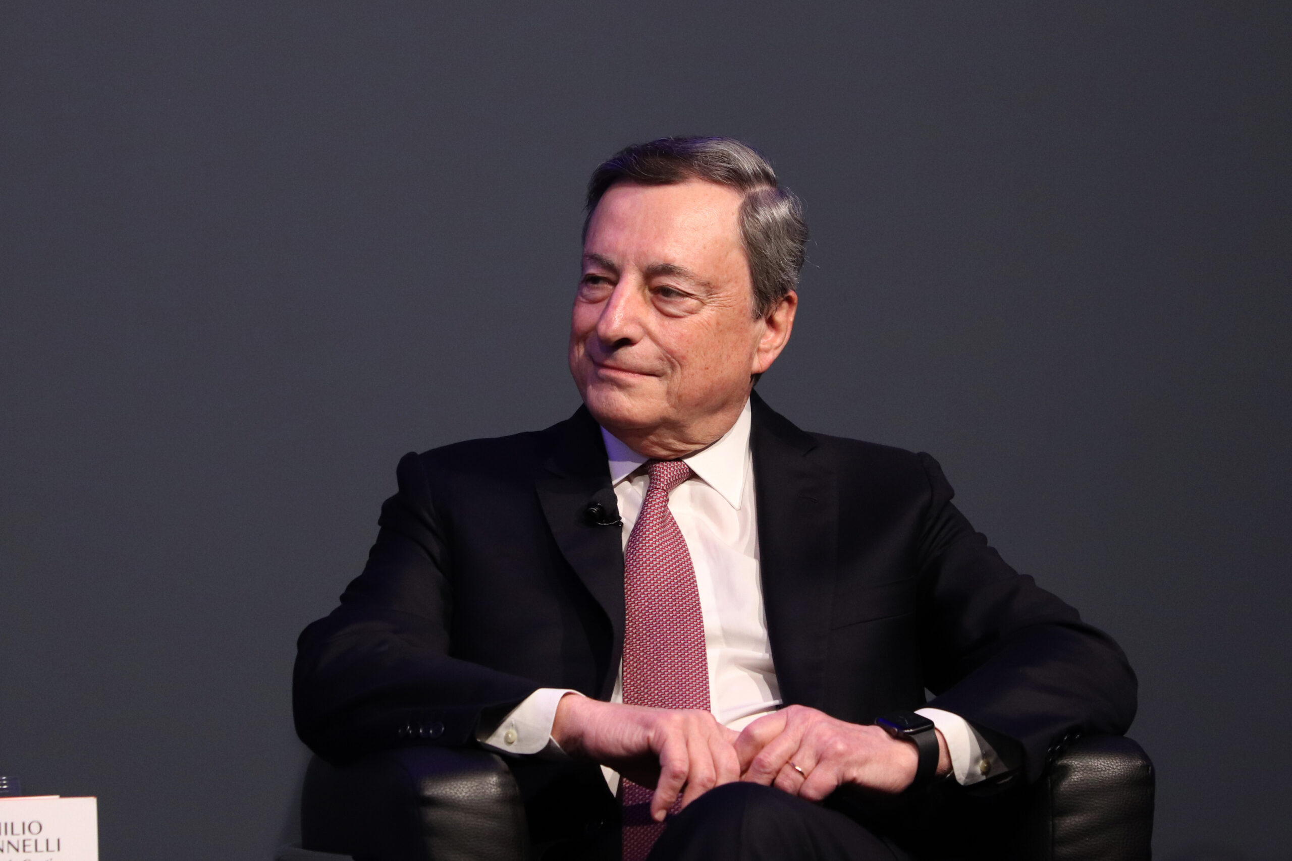 Draghi sferza