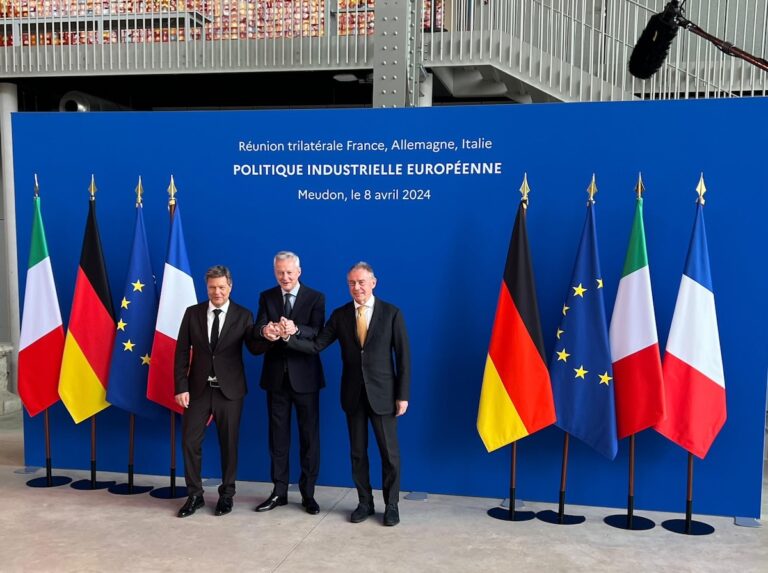 La nuova Ue non sarà un museo. Il patto per lo sviluppo tra Roma, Berlino e Parigi