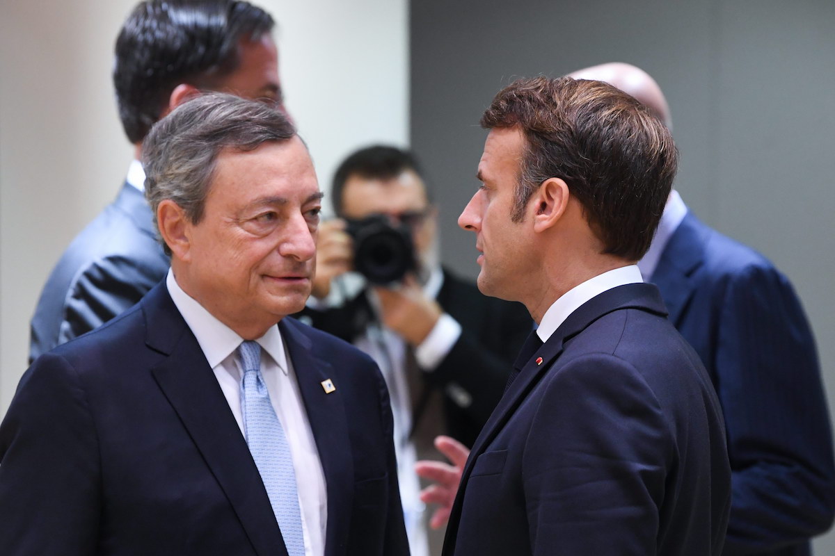 Macron gioca la carta Draghi. Sogna un incarico apicale in Europa ...
