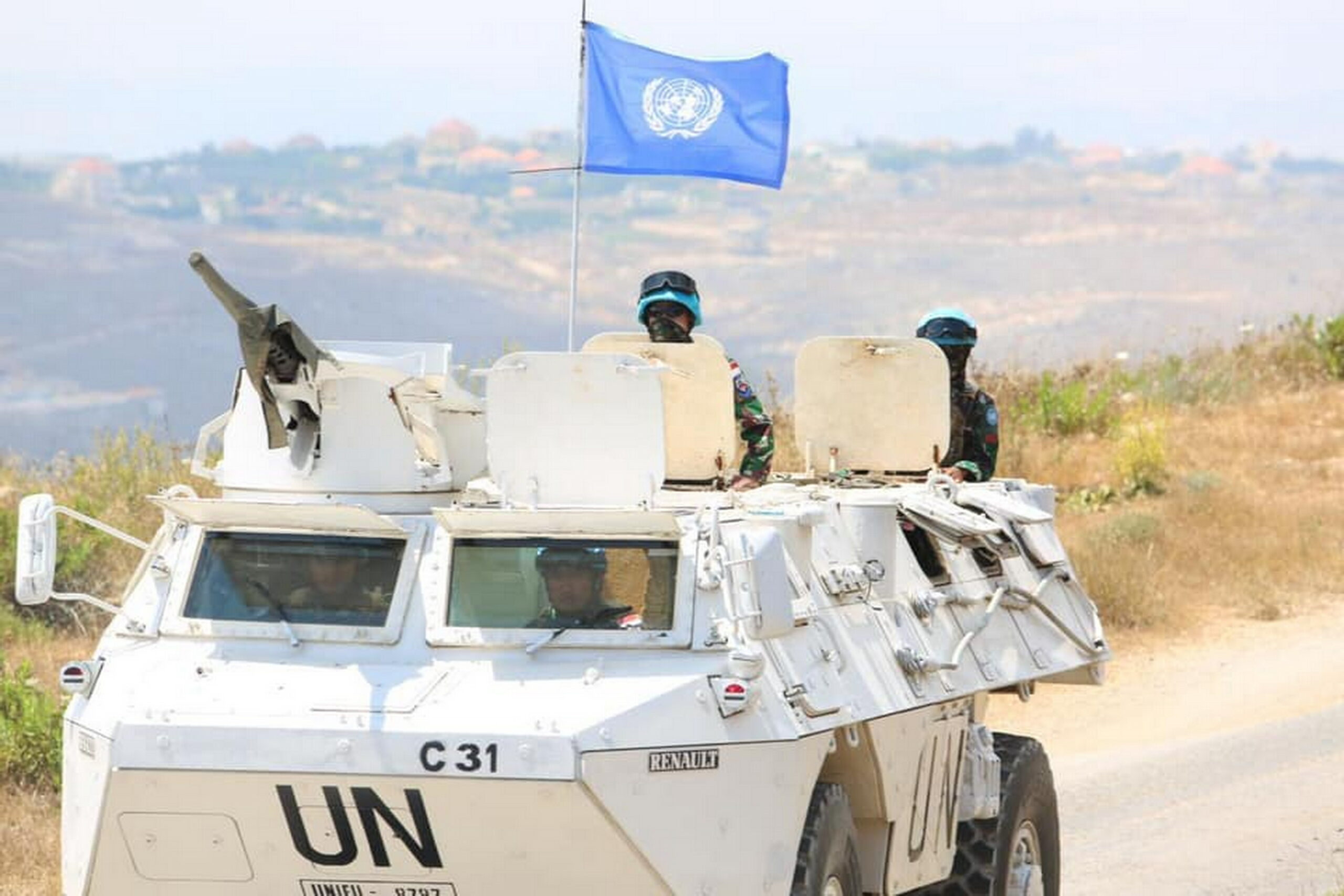 Indignazione e preoccupazione. La reazione di Meloni agli attacchi a Unifil