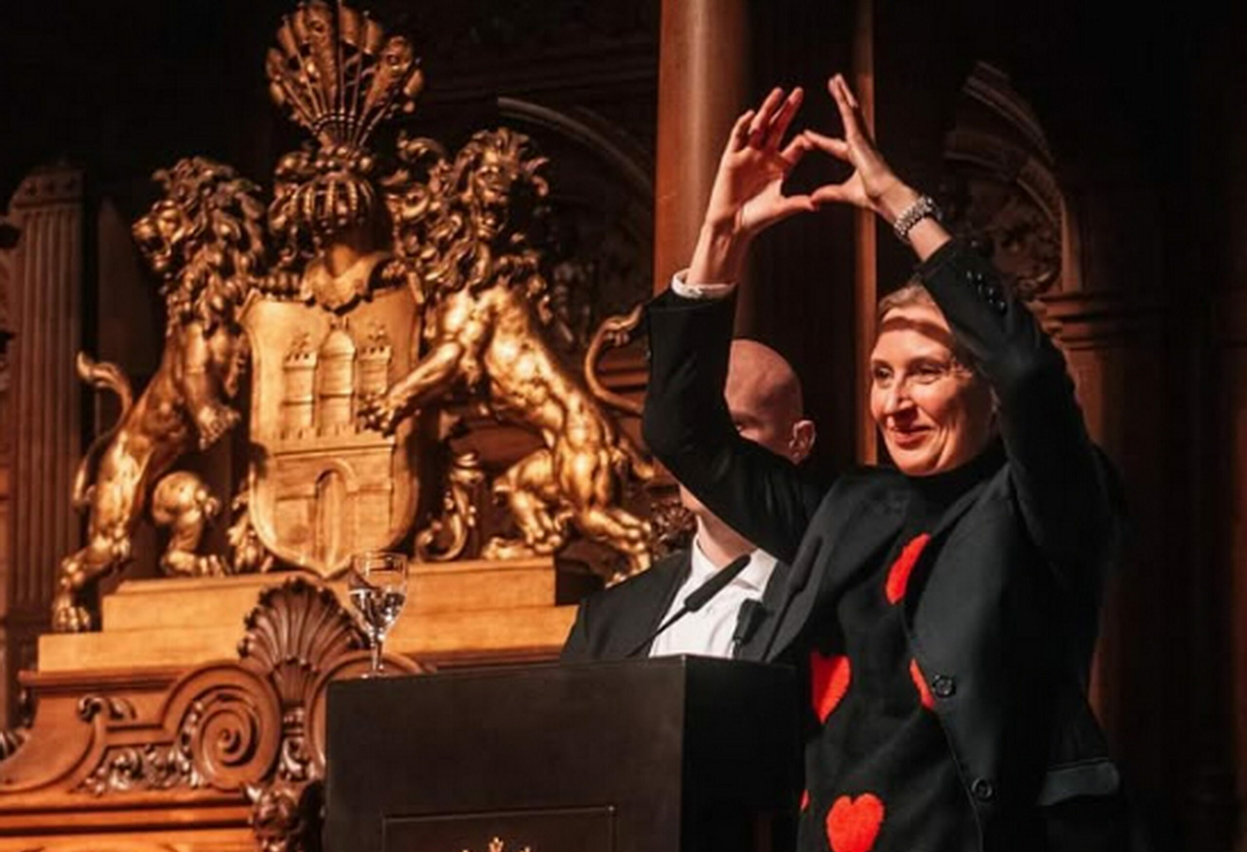 AfD, cordone sanitario e la difesa della democrazia. La lezione di Pasquino AfD, cordone sanitario e la difesa della democrazia. La lezione di Pasquino