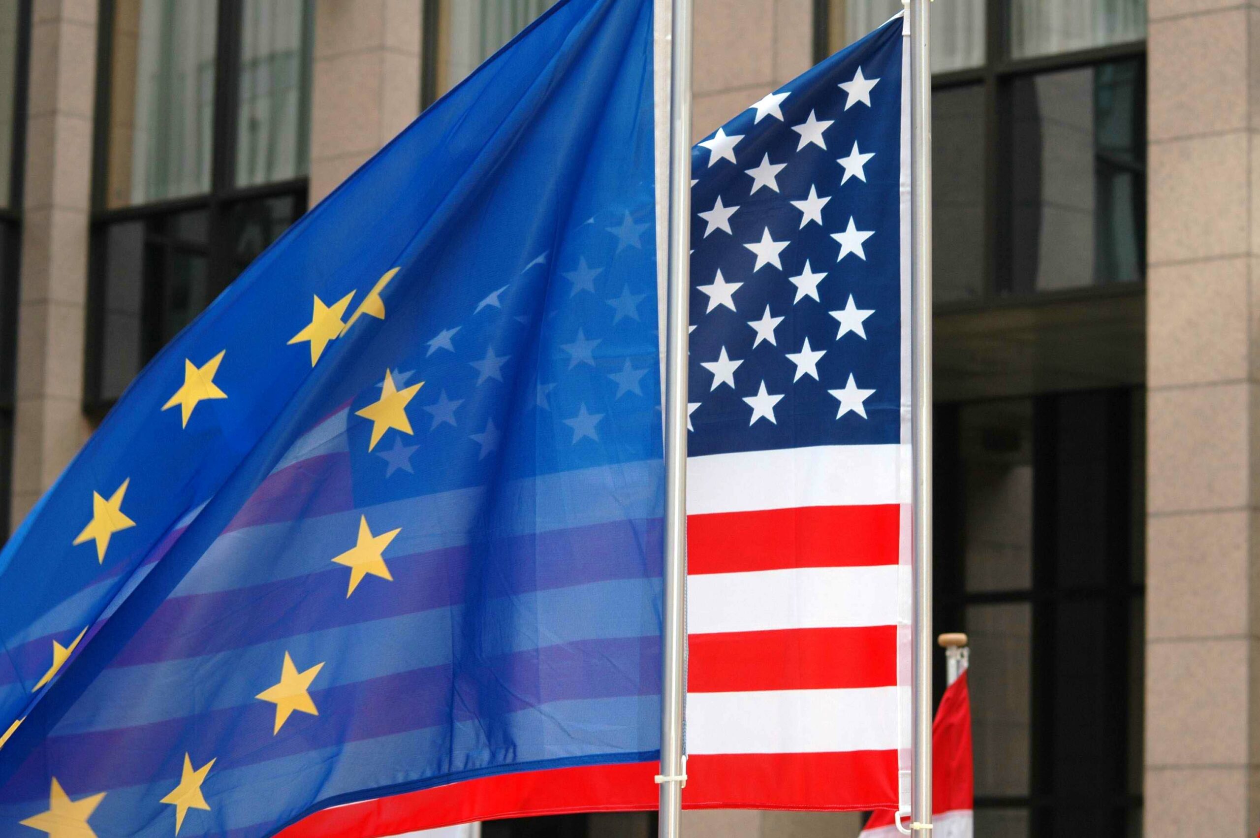 L’Ue cerca l’accordo con gli Usa e allunga i tempi per una risposta ai dazi