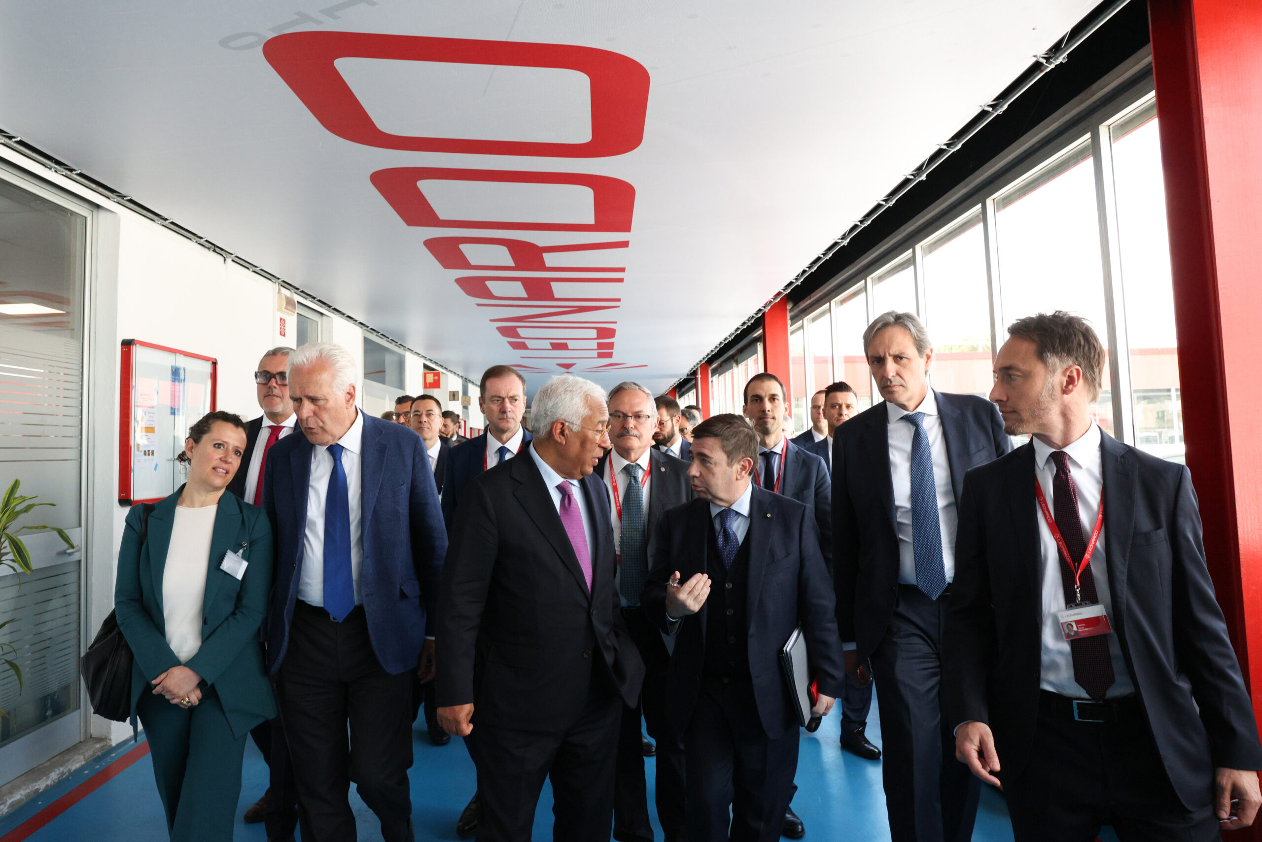 Il futuro della Difesa europea passa dall’Italia. La visita di Costa all’hub di Leonardo Il futuro della Difesa europea passa dall’Italia. La visita di Costa all’hub di Leonardo