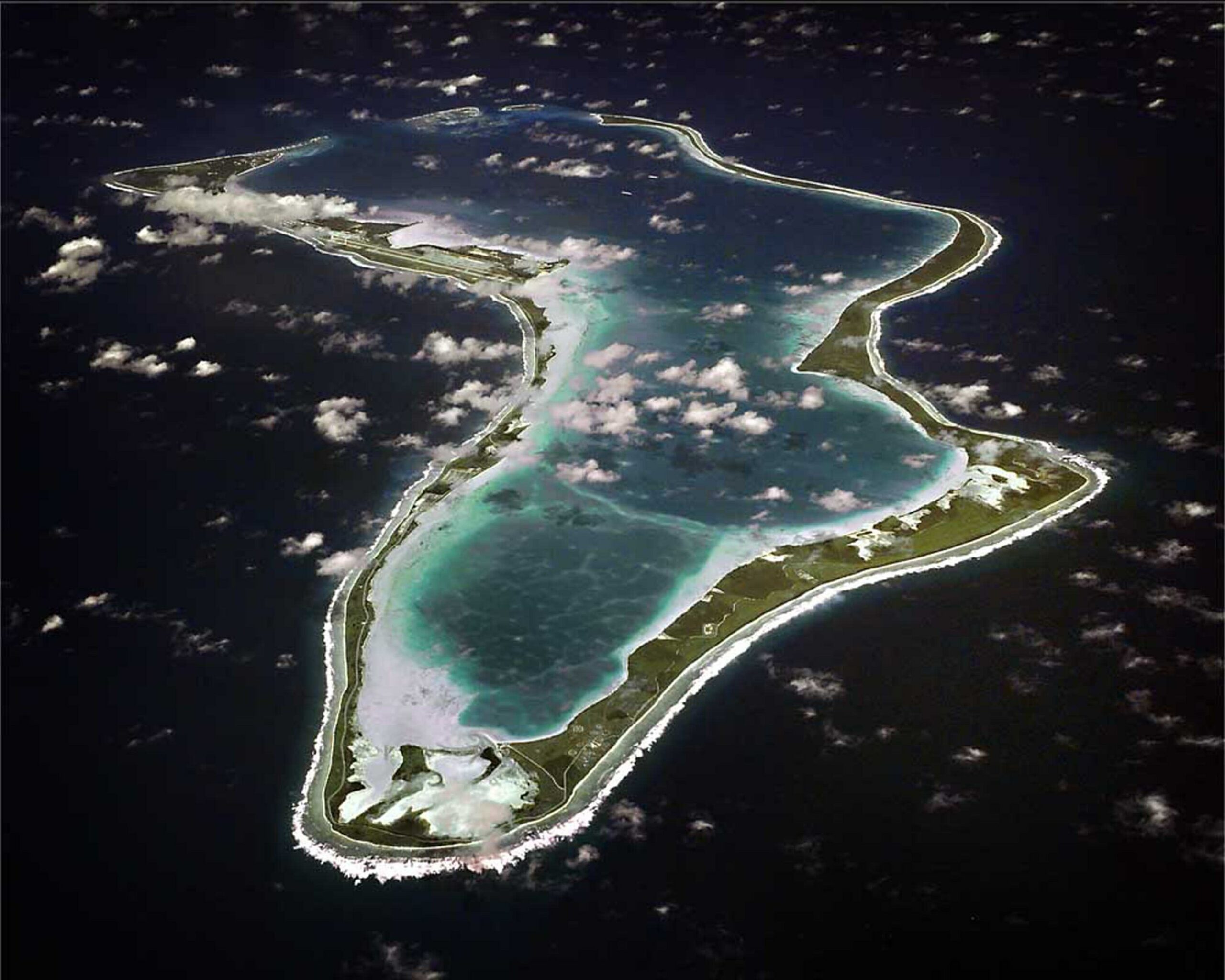 diego garcia la base strategica al centro dell accordo tra uk e mauritius