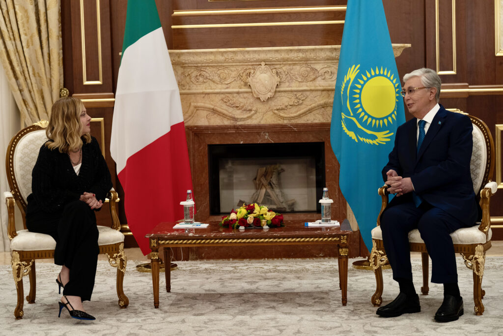 Cooperazione, visione, responsabilità. L’intervento di Giorgia Meloni all’Astana International Forum