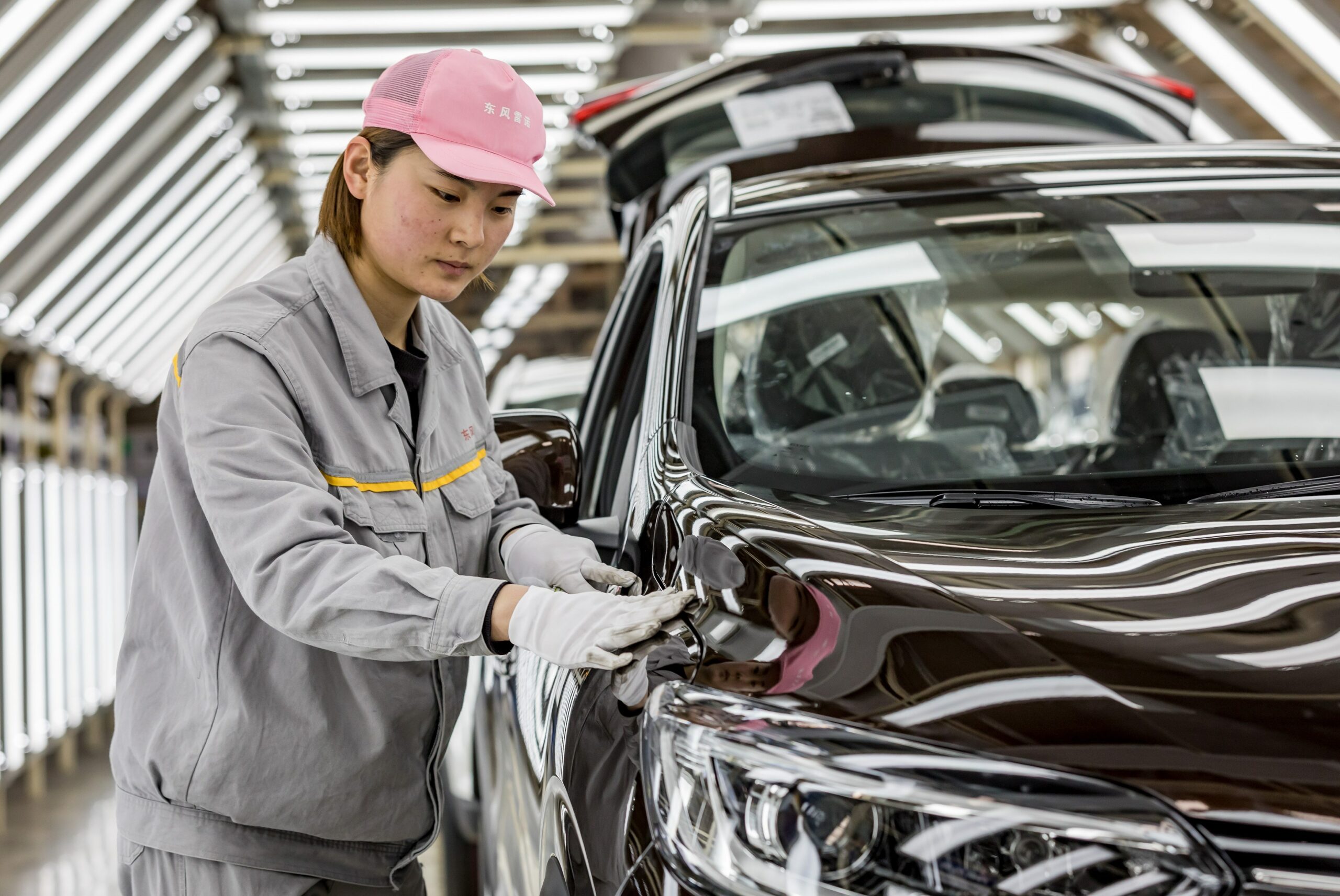 un secondo shock cinese per l automotive europeo cosa dice il report ecfr