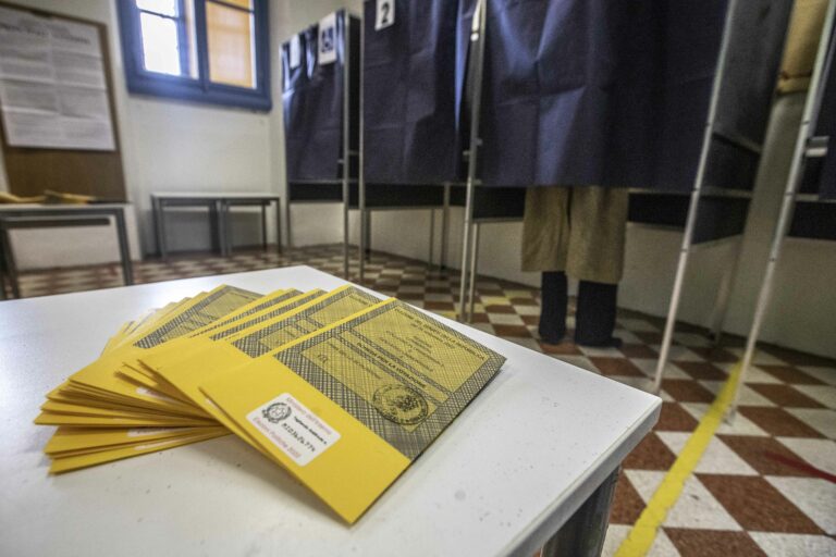 Cattolici popolari, il dovere di esserci alle prossime elezioni. La riflessione di Merlo Cattolici popolari, il dovere di esserci alle prossime elezioni. La riflessione di Merlo