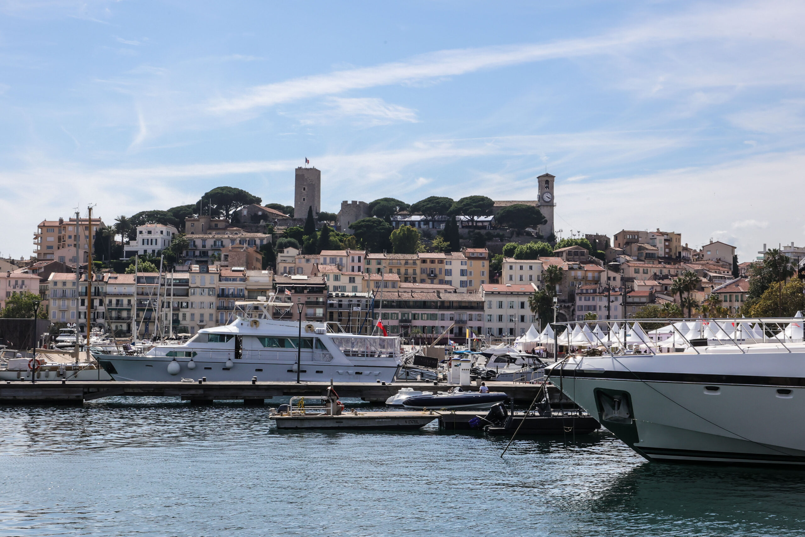 la croisette palcoscenico perfetto per le guerre ibride del nostro tempo scrive arditti