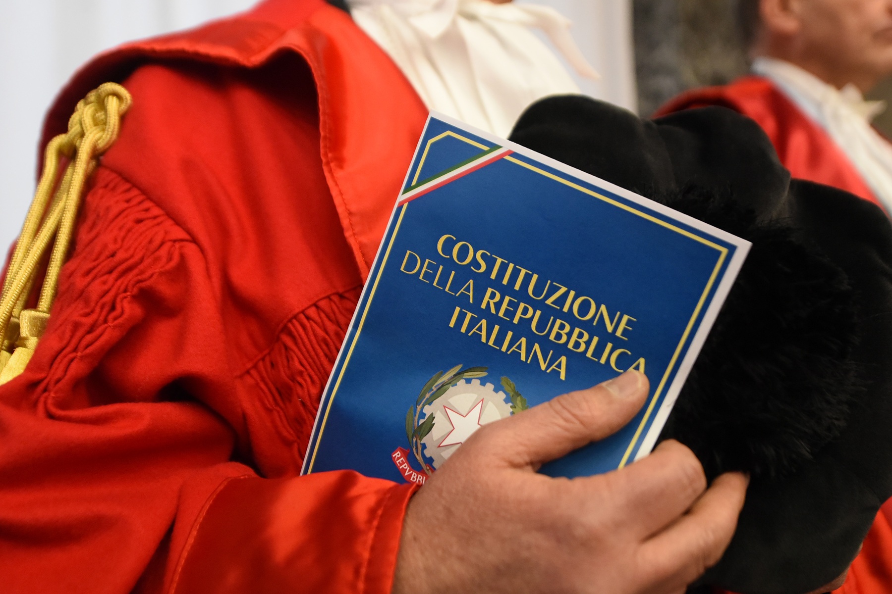 Democrazie e declino del potere orizzontale. Gli scenari secondo Campati Democrazie e declino del potere orizzontale. Gli scenari secondo Campati