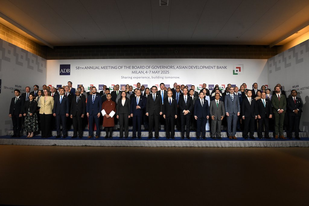 Dalla finanza alla manifattura, così l’Italia guarda all’Asia (da Milano). Conversazione con Fasulo Dalla finanza alla manifattura, così l’Italia guarda all’Asia (da Milano). Conversazione con Fasulo