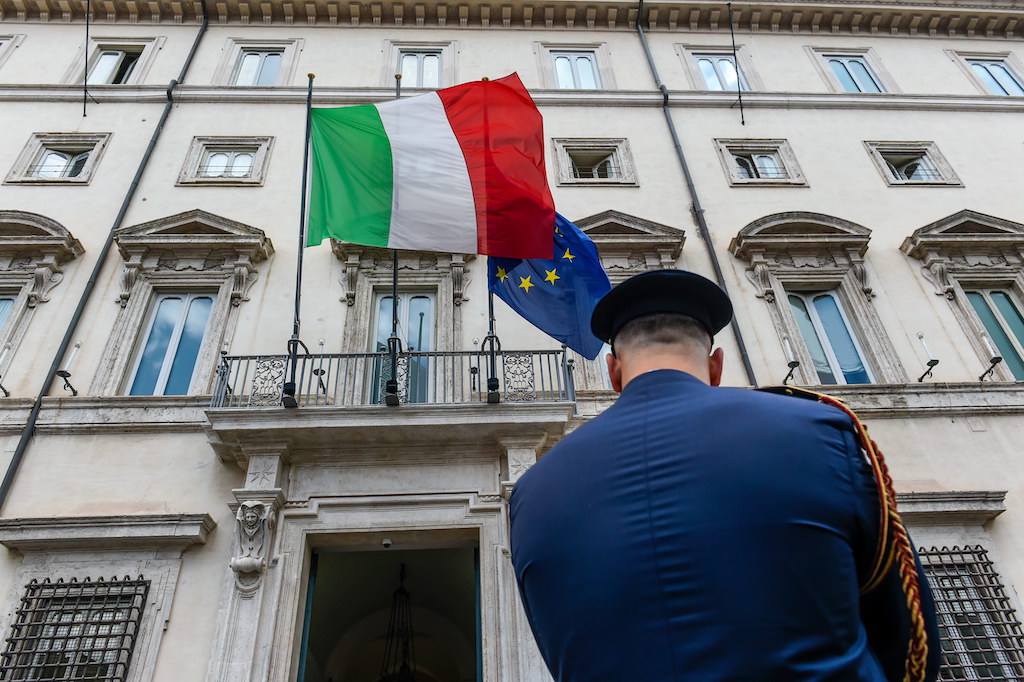 Unire gli da Formiche.net unire gli sforzi le priorità del governo su lavoro e sicurezza