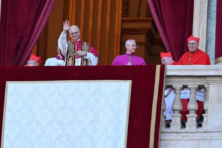 Perché Leone XIV può ricucire i rapporti fra Usa e Vaticano. L’analisi di Faggioli 
