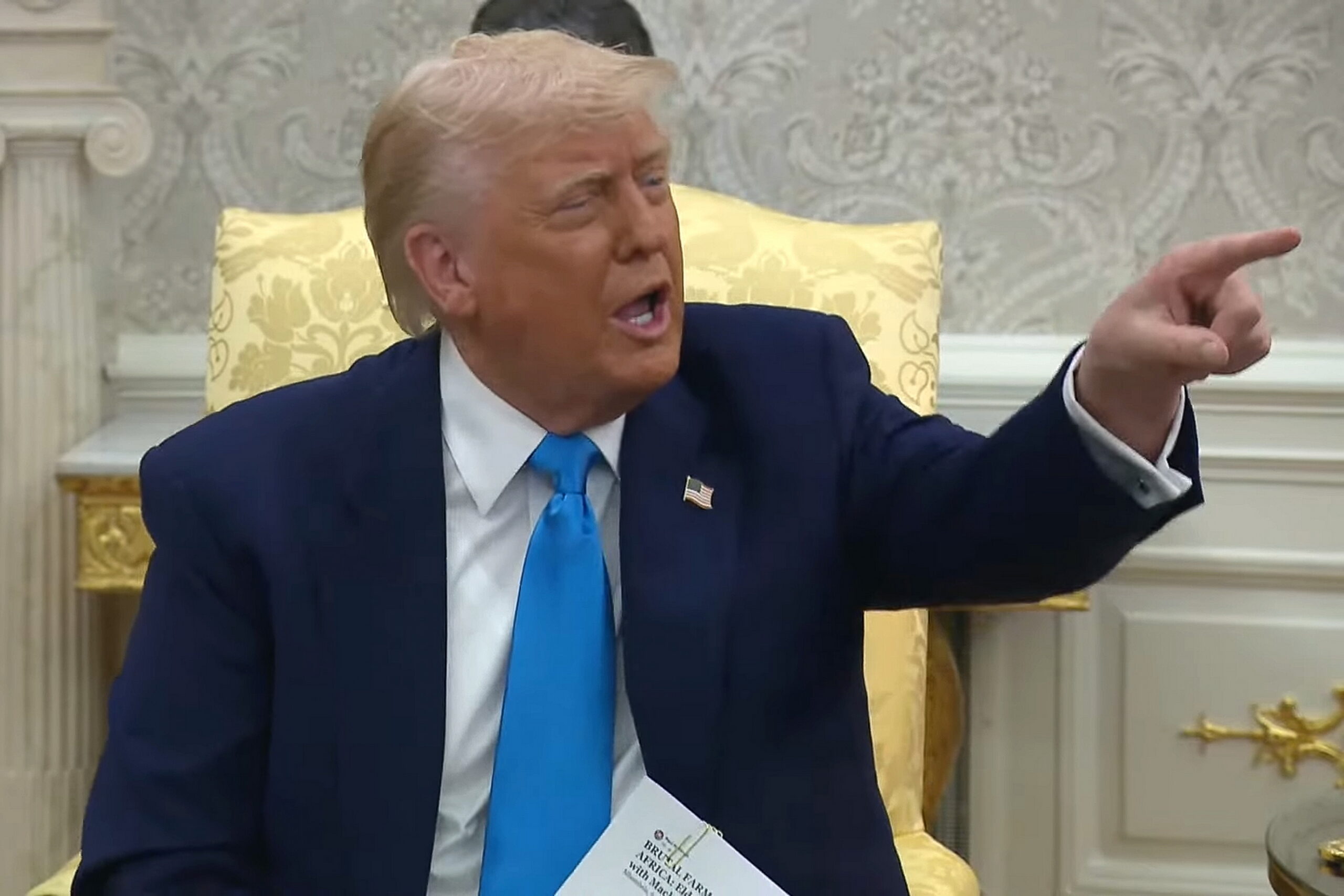 Trump il picconatore e i daziati. Il commento di Tivelli Trump il picconatore e i daziati. Il commento di Tivelli