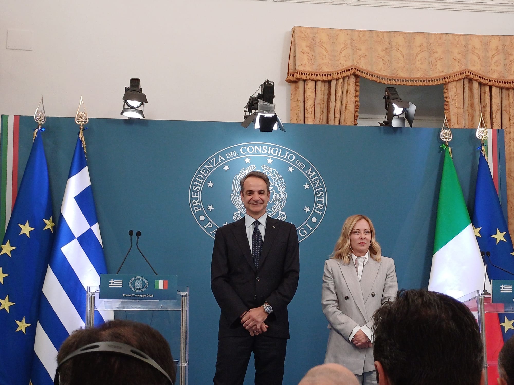 Meloni Mitsotakis, intesa a tutto tondo. Accordi e strategie Meloni Mitsotakis, intesa a tutto tondo. Accordi e strategie