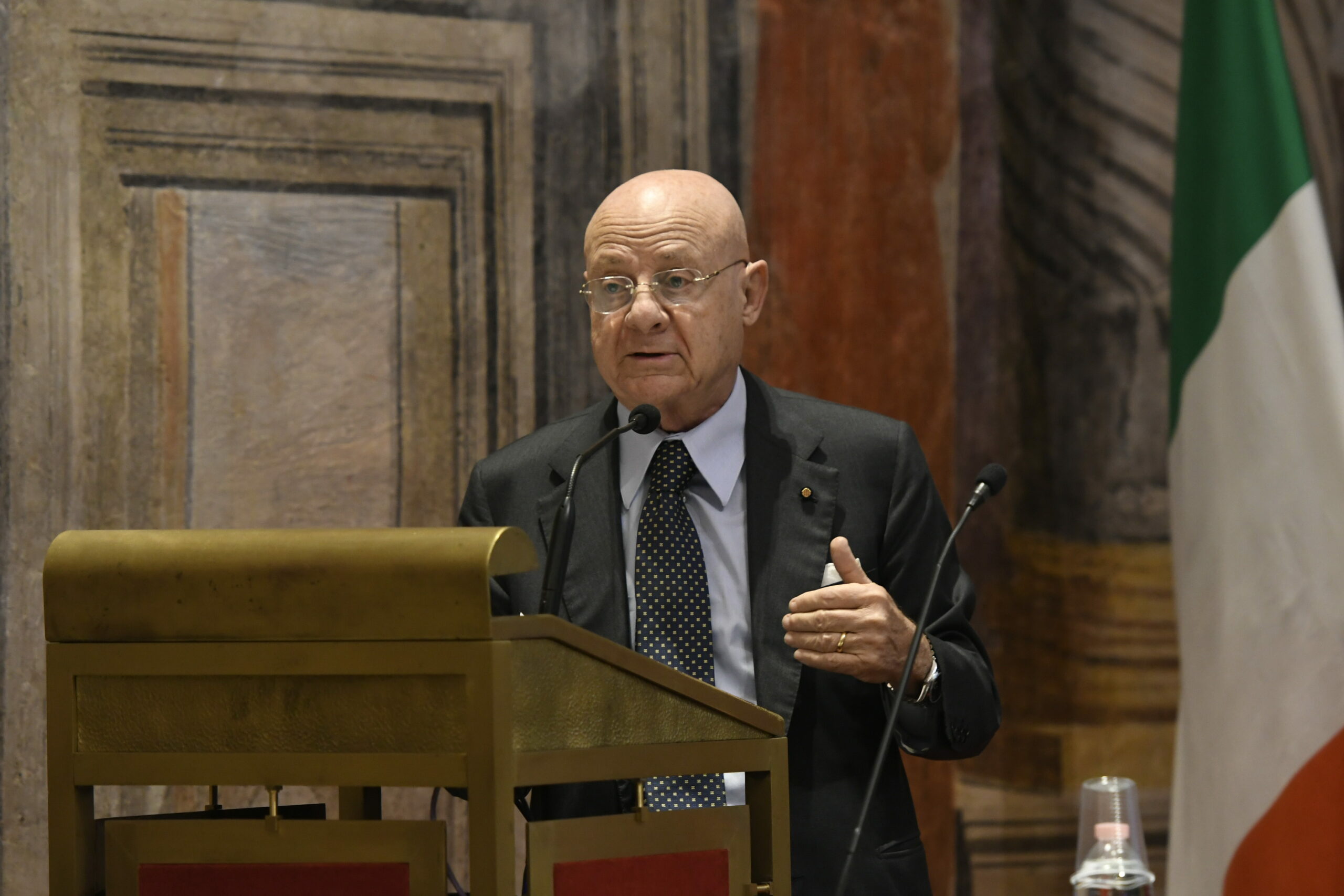 I valori costitutivi dell’Europa e dell’Occidente. Lettera aperta di Pedrizzi I valori costitutivi dell’Europa e dell’Occidente. Lettera aperta di Pedrizzi
