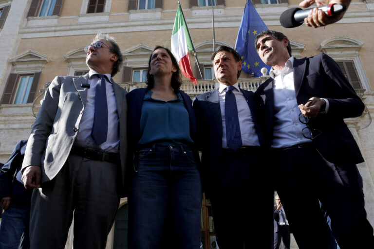 Il centrosinistra vede col binocolo Palazzo Chigi. L’opinione di Guandalini