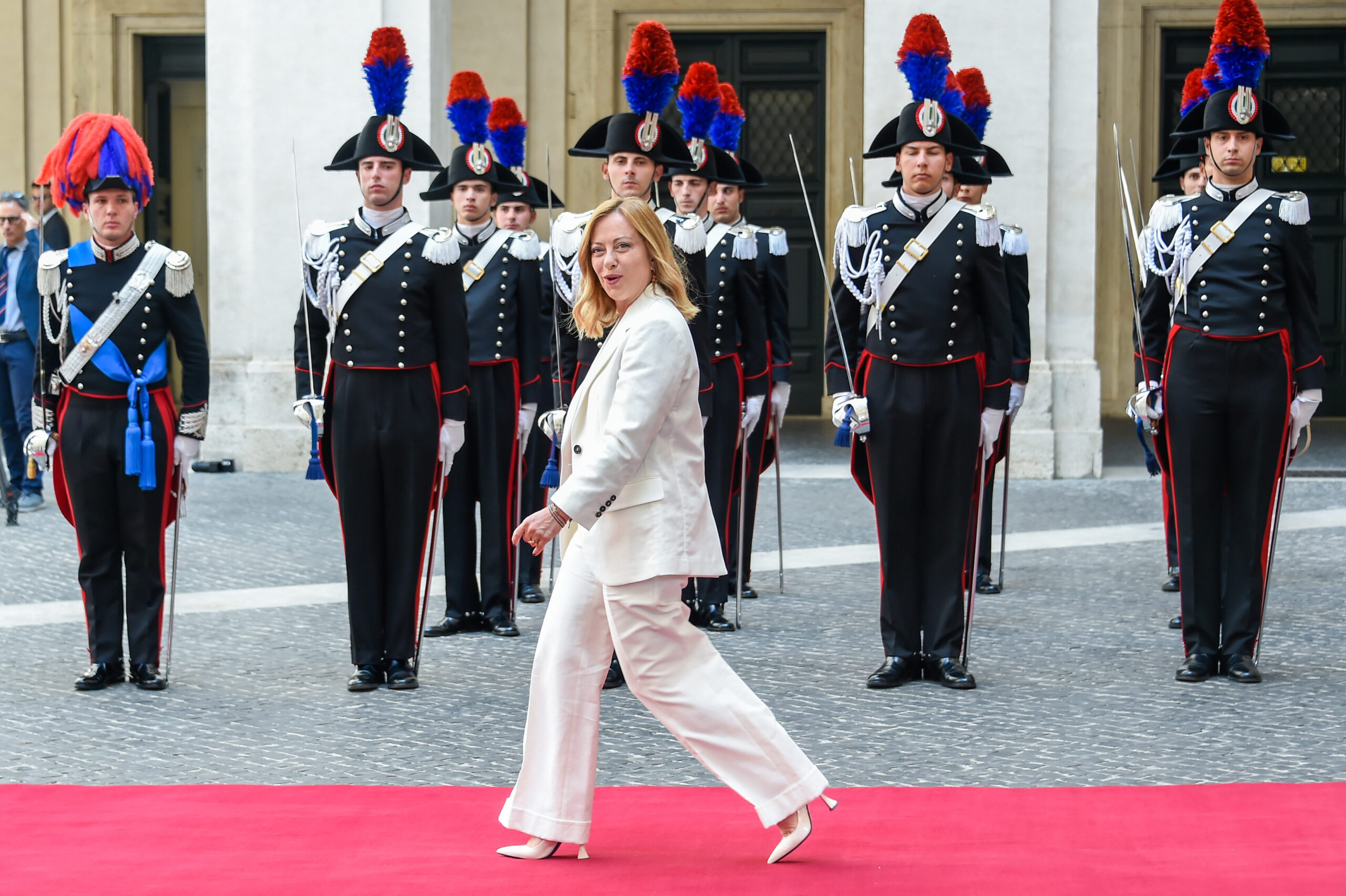 ucraina medio oriente nato verso il g7 in canada con vista piano mattei
