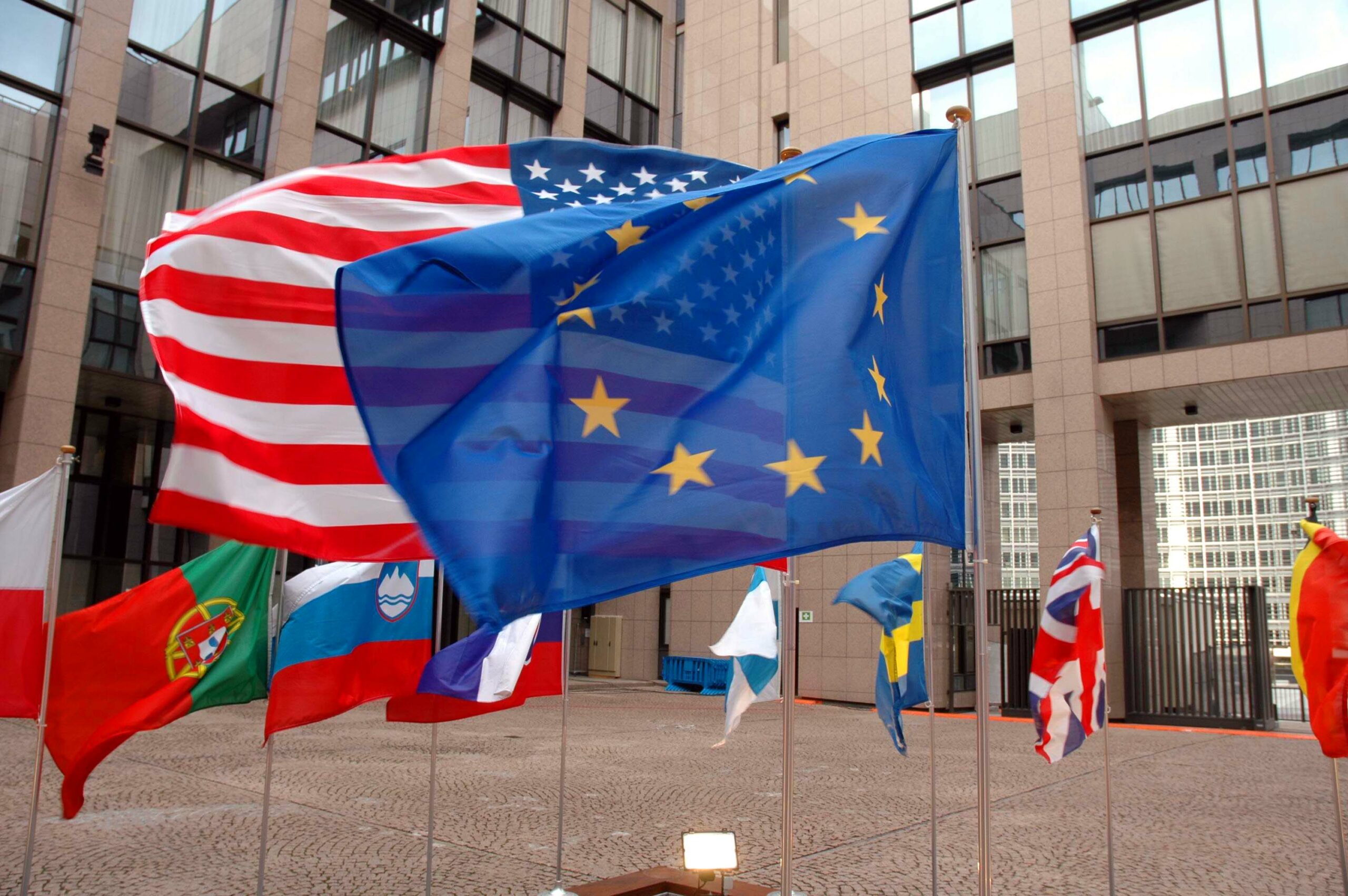 le bourget 2025 come le industrie americane guardano al mercato europeo