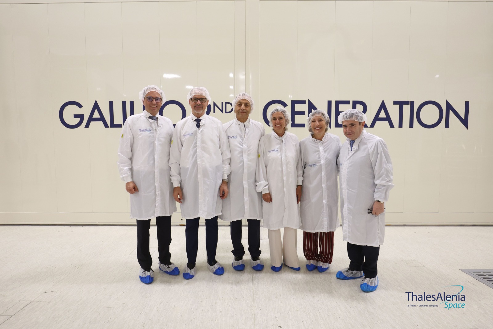 Spazio e industria, il direttore generale dell’Esa visita la nuova Space smart factory di Roma Spazio e industria, il direttore generale dell’Esa visita la nuova Space smart factory di Roma