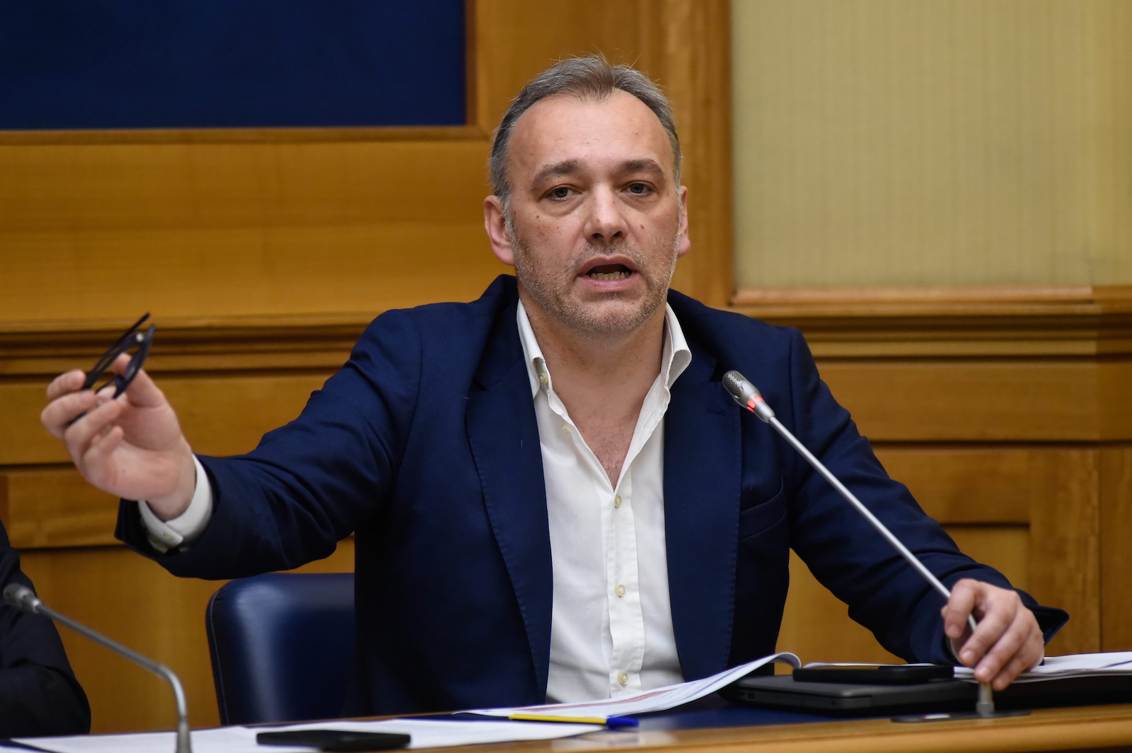 non entreremo in coalizioni solo per fermare la destra richetti spiega la linea di azione