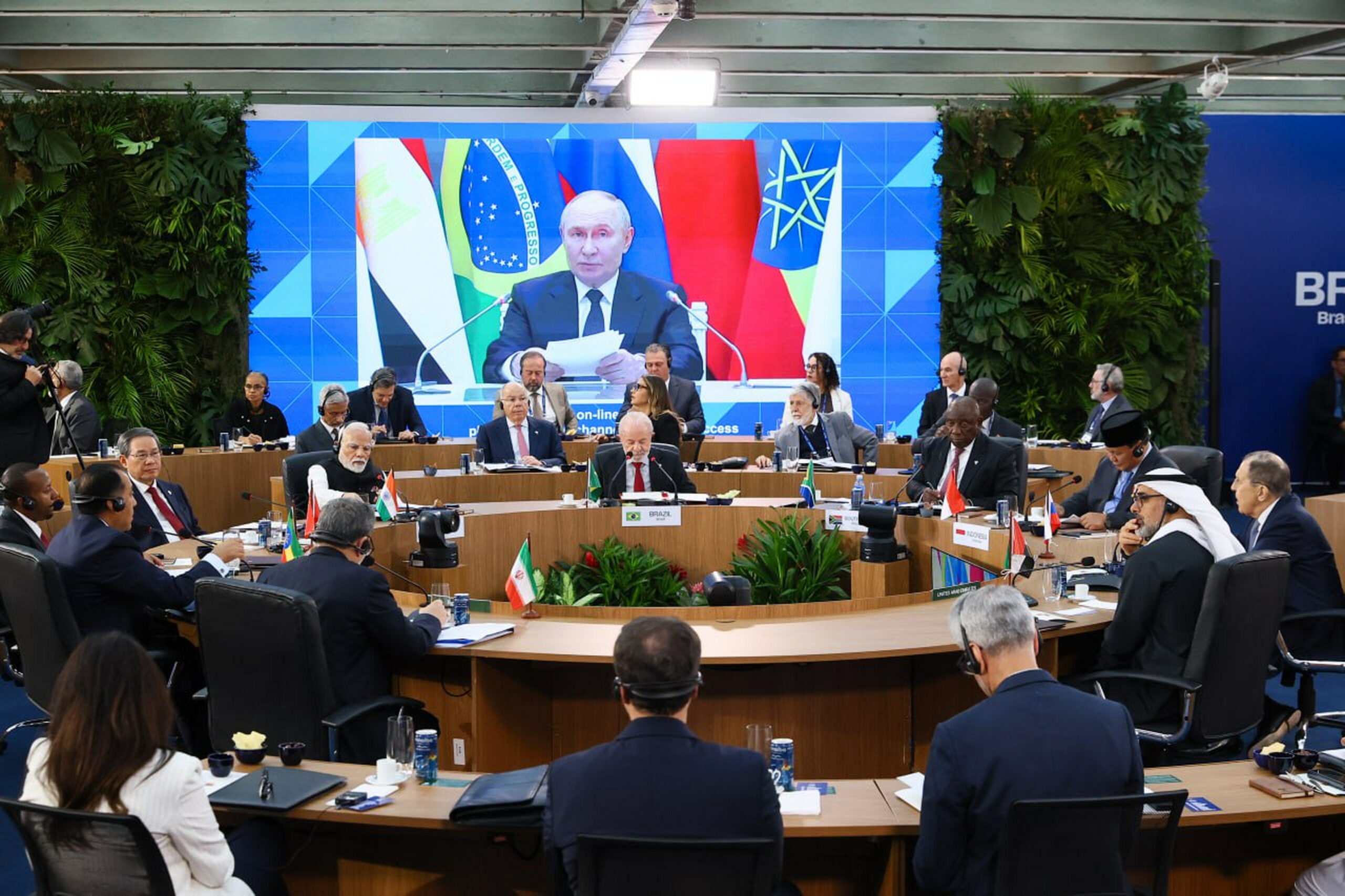 Il summit Brics tra tensioni interne e minacce esterne. La lettira di Dian (Unibo) Il summit Brics tra tensioni interne e minacce esterne. La lettira di Dian (Unibo)
