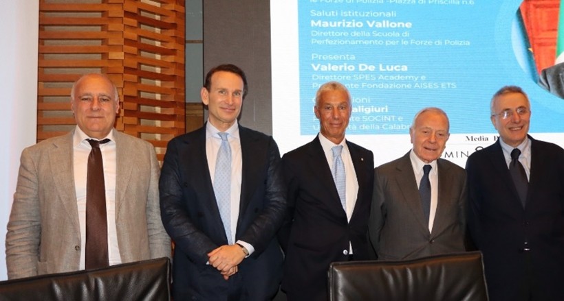 Educazione, sicurezza nazionale e resilienza democratica. Tre pilastri per il governo dell’AI Educazione, sicurezza nazionale e resilienza democratica. Tre pilastri per il governo dell’AI