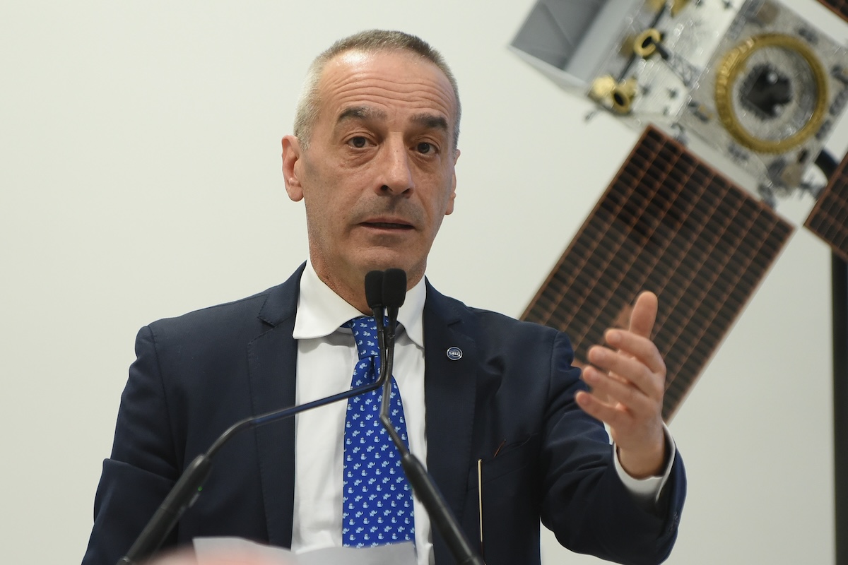 l8217italia va su marte cosa prevede l8217accordo tra agenzia spaziale italiana e spacex