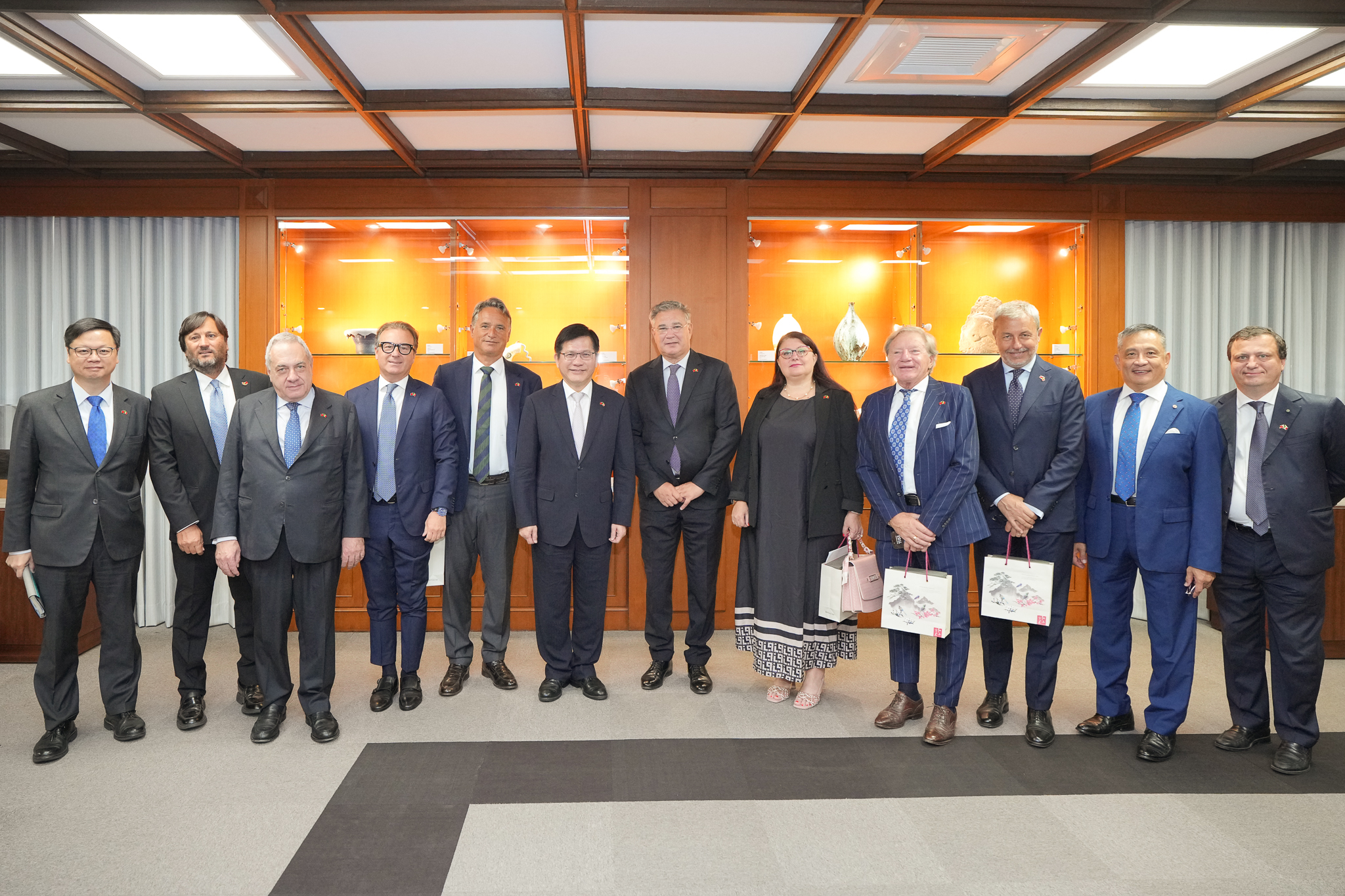 Conoscere Taiwan. La missione italiana a Taipei spiegata da Nevi