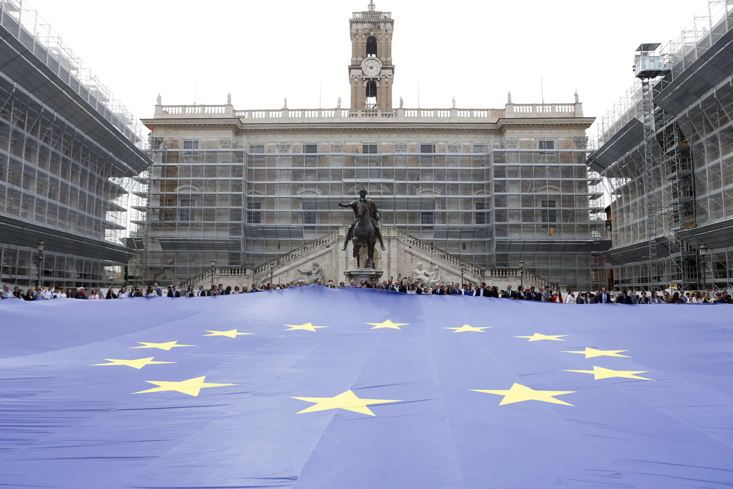 difesa e democrazia ecco la rotta tracciata dagli stati generali a frascati