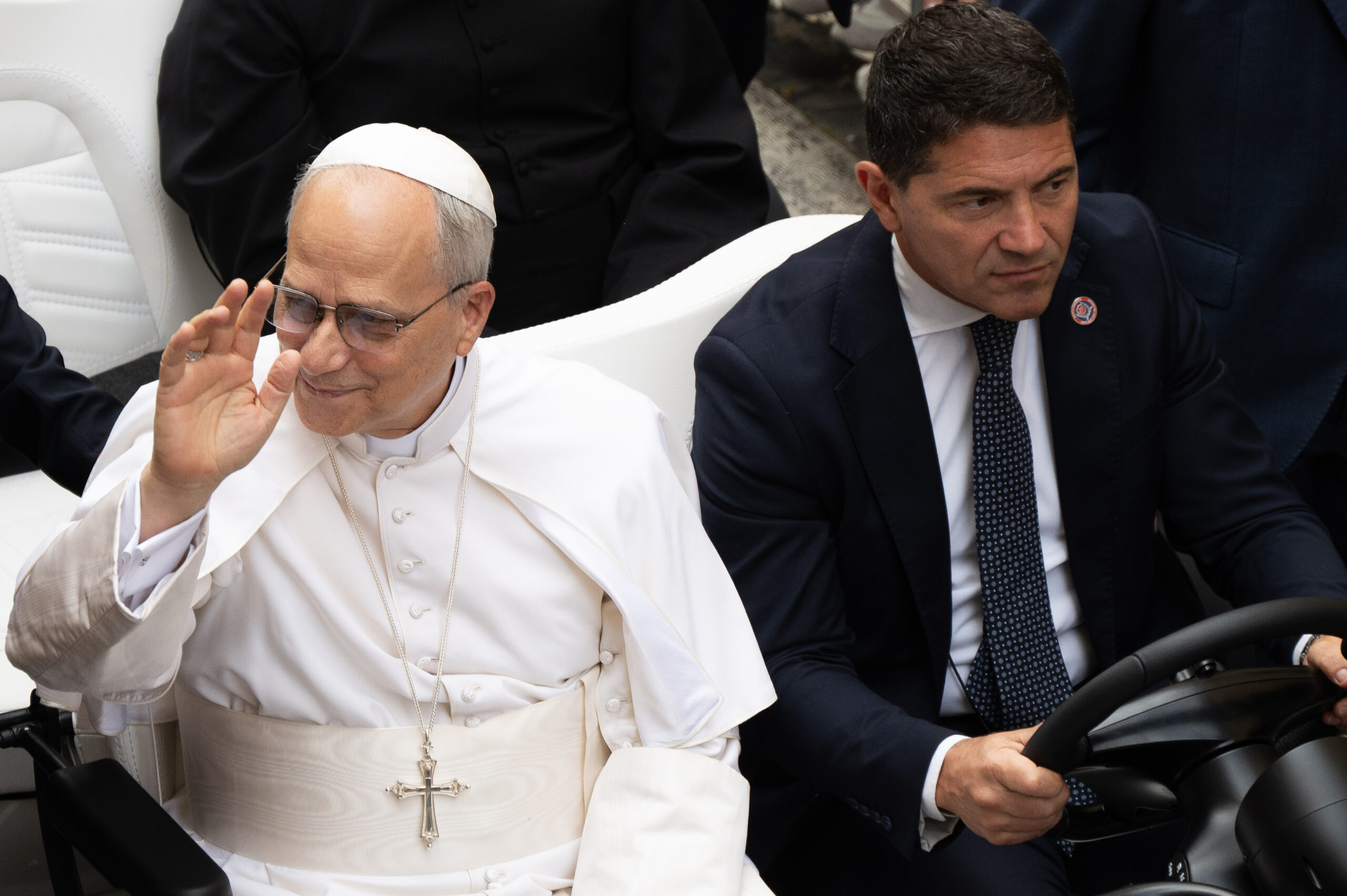 Il richiamo del Papa e l’impasse dopo l’Alaska. Le provocazioni russe e le risposte Nato