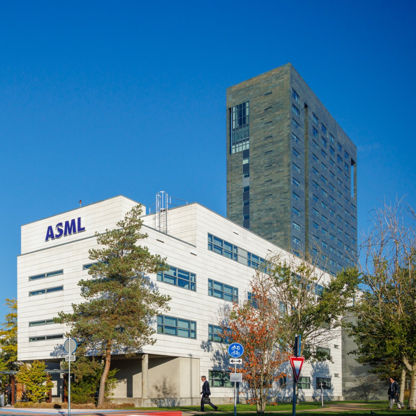 Mistral e Asml uniscono le forze. Perché è una grande notizia per l’Europa Mistral e Asml uniscono le forze. Perché è una grande notizia per l’Europa