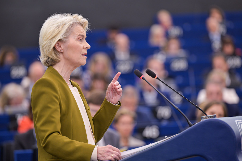L’Europa in battaglia, la Russia e il destino dell’Unione. Il discorso di von der Leyen letto da Mauro L’Europa in battaglia, la Russia e il destino dell’Unione. Il discorso di von der Leyen letto da Mauro