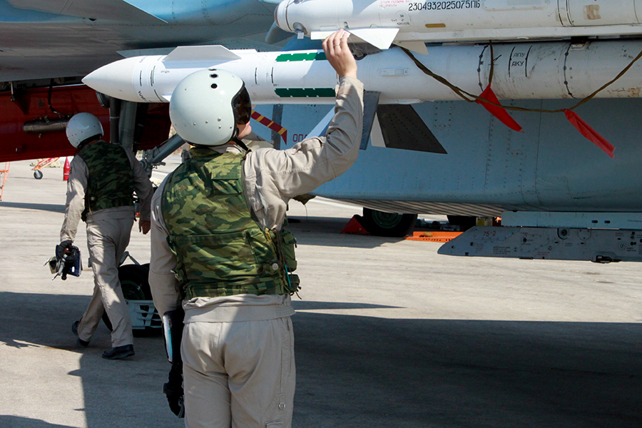 Le forze aeronavali russe non se ne andranno dalla Siria. E ora ne siamo certi Le forze aeronavali russe non se ne andranno dalla Siria. E ora ne siamo certi