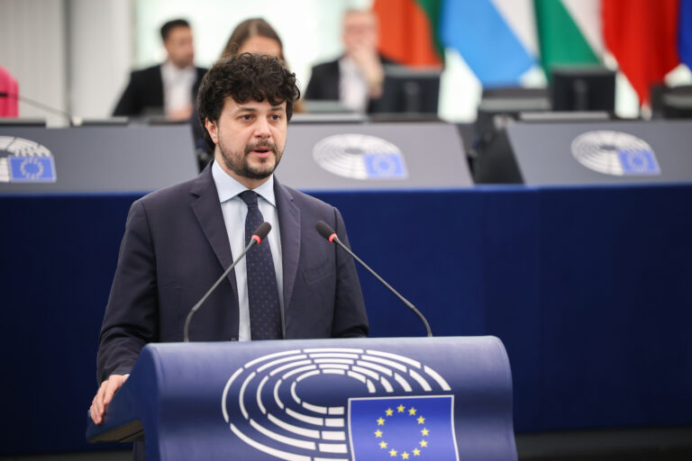 Un passo (concreto) per la riforma dei trattati. Il voto in Ue letto da Benifei Un passo (concreto) per la riforma dei trattati. Il voto in Ue letto da Benifei