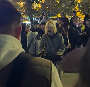 Chi è Diana Loginova, la cantante russa che fa infuriare Putin