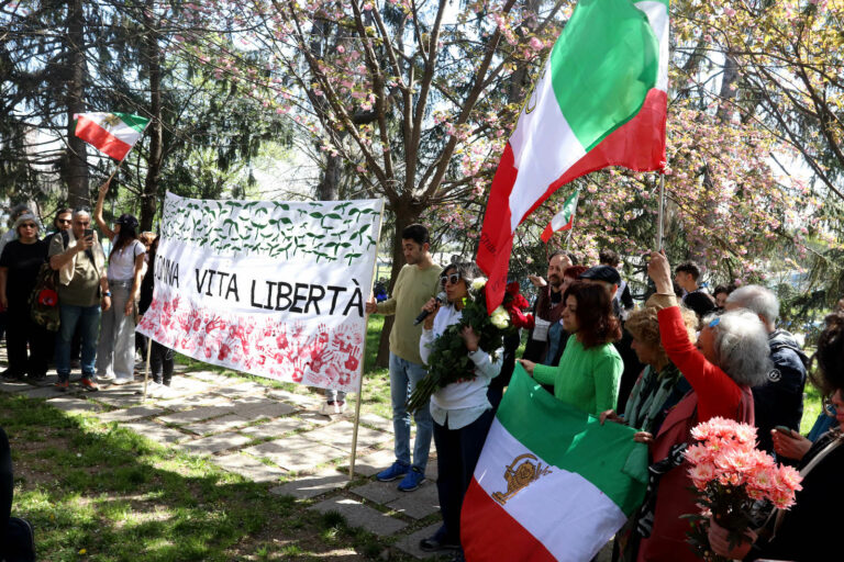 La controrivoluzione iraniana e i valori naturali dell’Occidente. Il commento di Ippolito