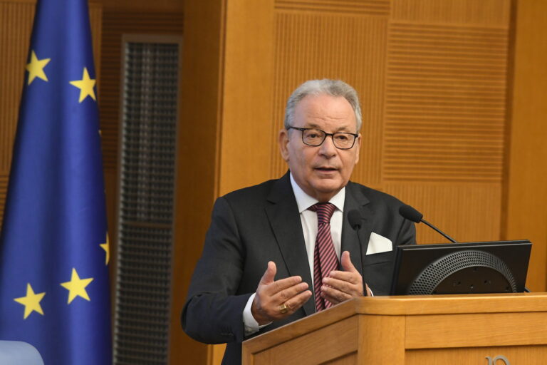 Crans-Montana, cosa c’è dietro il ritiro dell’ambasciatore a Berna. La versione di Curti Gialdino