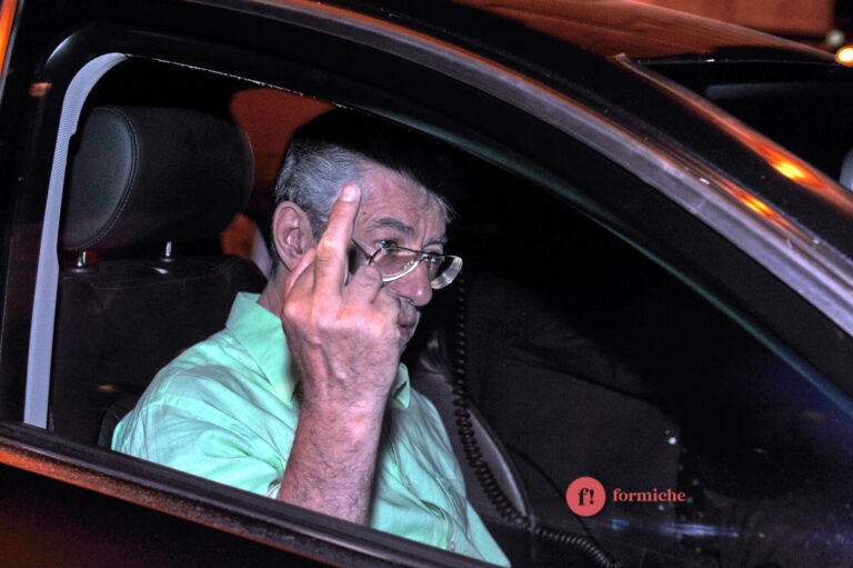 Il saluto di Bossi, la mappa di Salvini, la panchina di La Russa. Queste le avete viste?