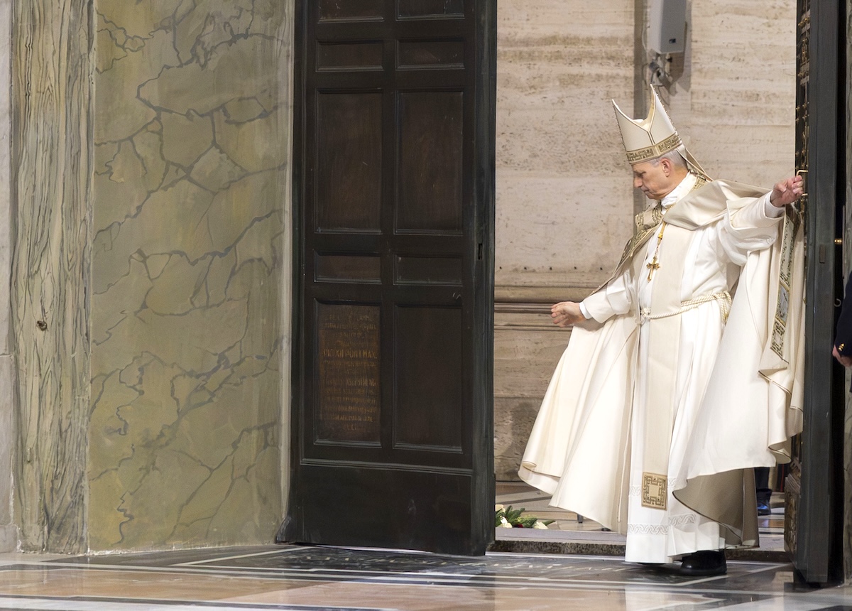 Lo scontro si ridimensiona, ma la frattura tra Washington e il Vaticano c’è