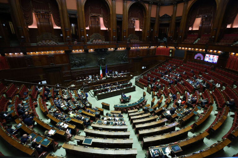 Legge elettorale, perché le preferenze non sono da santificare. La riflessione di Merlo